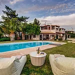 Beachfront Armonia In Porto Hydra By Goutos Villa *