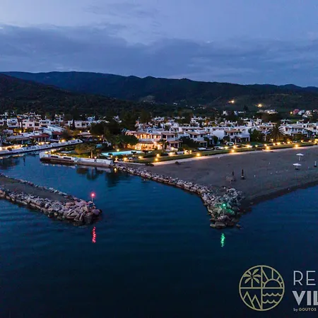 Vila Beachfront Armonia In Porto Hydra By Goutos *