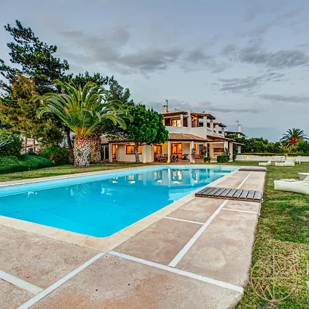 Beachfront Armonia In Porto Hydra By Goutos Vila