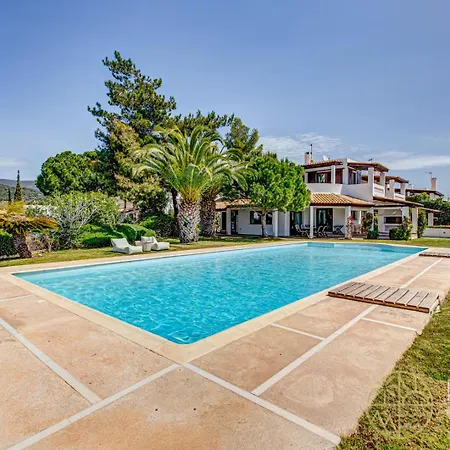 Vila Beachfront Armonia In Porto Hydra By Goutos *