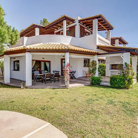 Beachfront Armonia In Porto Hydra By Goutos Villa Rozaiika