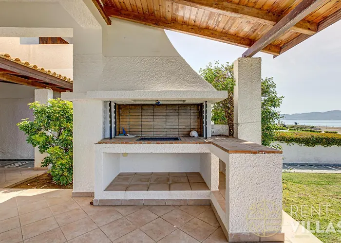 Beachfront Armonia In Porto Hydra By Goutos