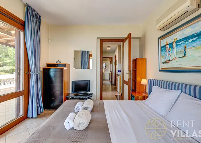 Villa Beachfront Armonia In Porto Hydra By Goutos *