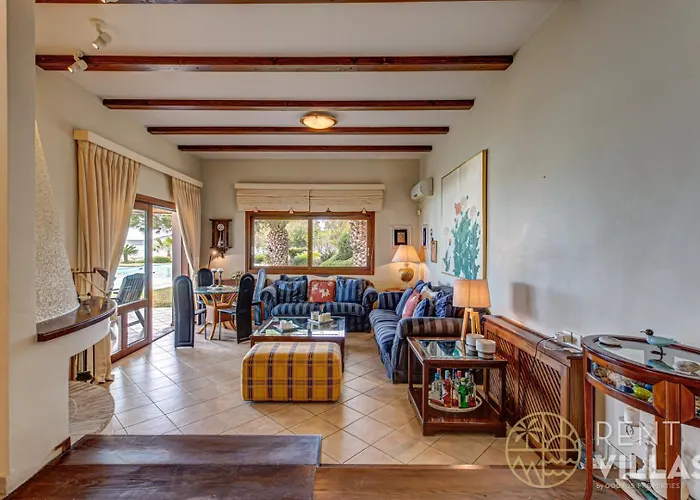 Beachfront Armonia In Porto Hydra By Goutos Вилла Эрмиони