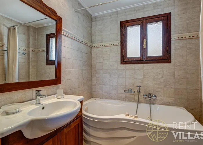 Beachfront Armonia In Porto Hydra By Goutos Villa